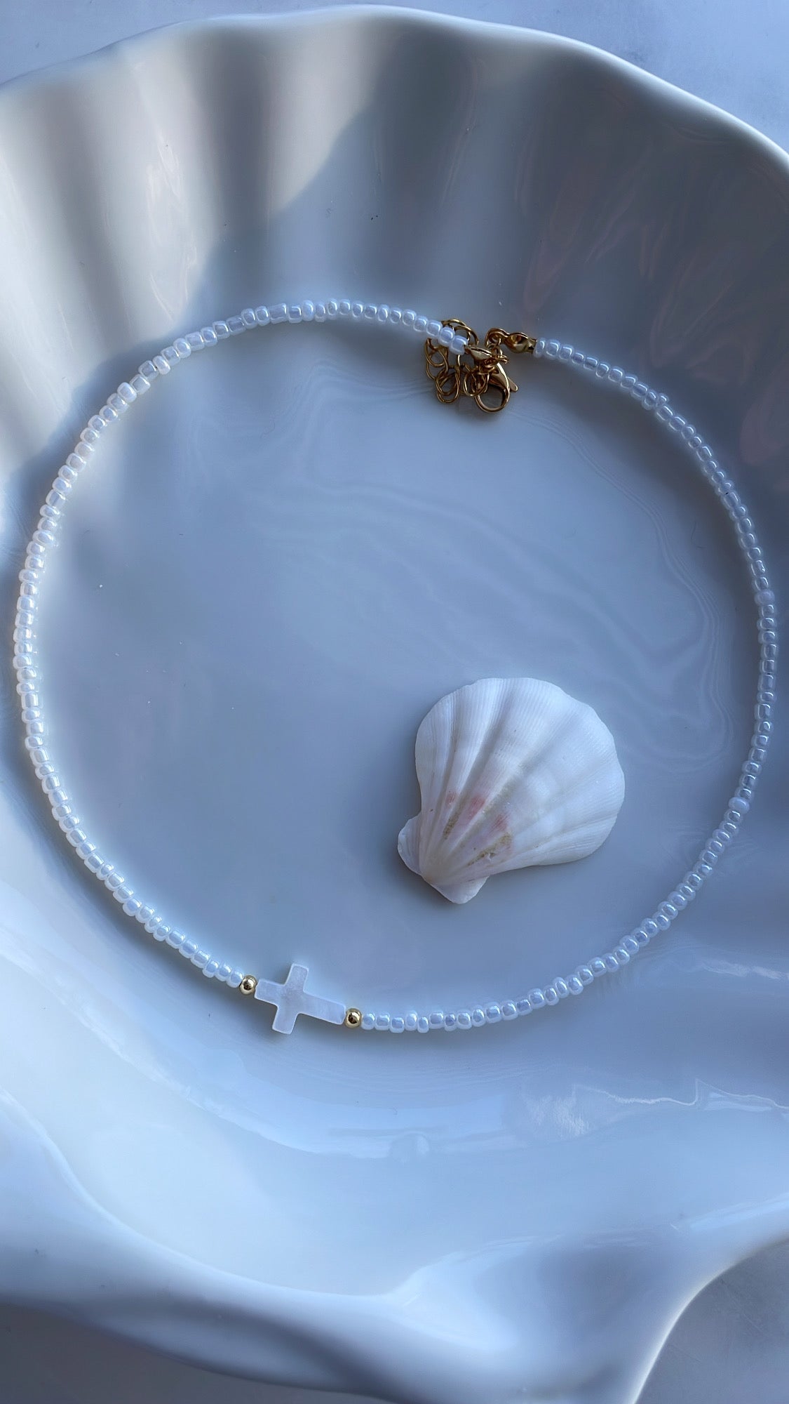 Cross Seed Bead Choker Necklace