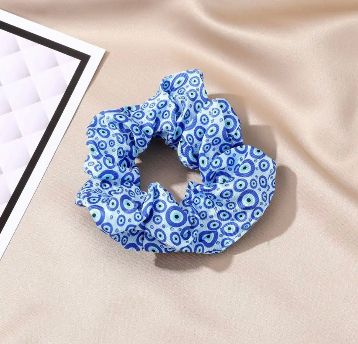 Mati Mati Scrunchie