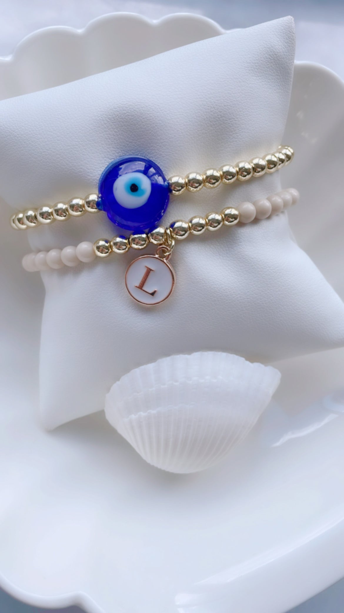 Bracelet à breloques initiale