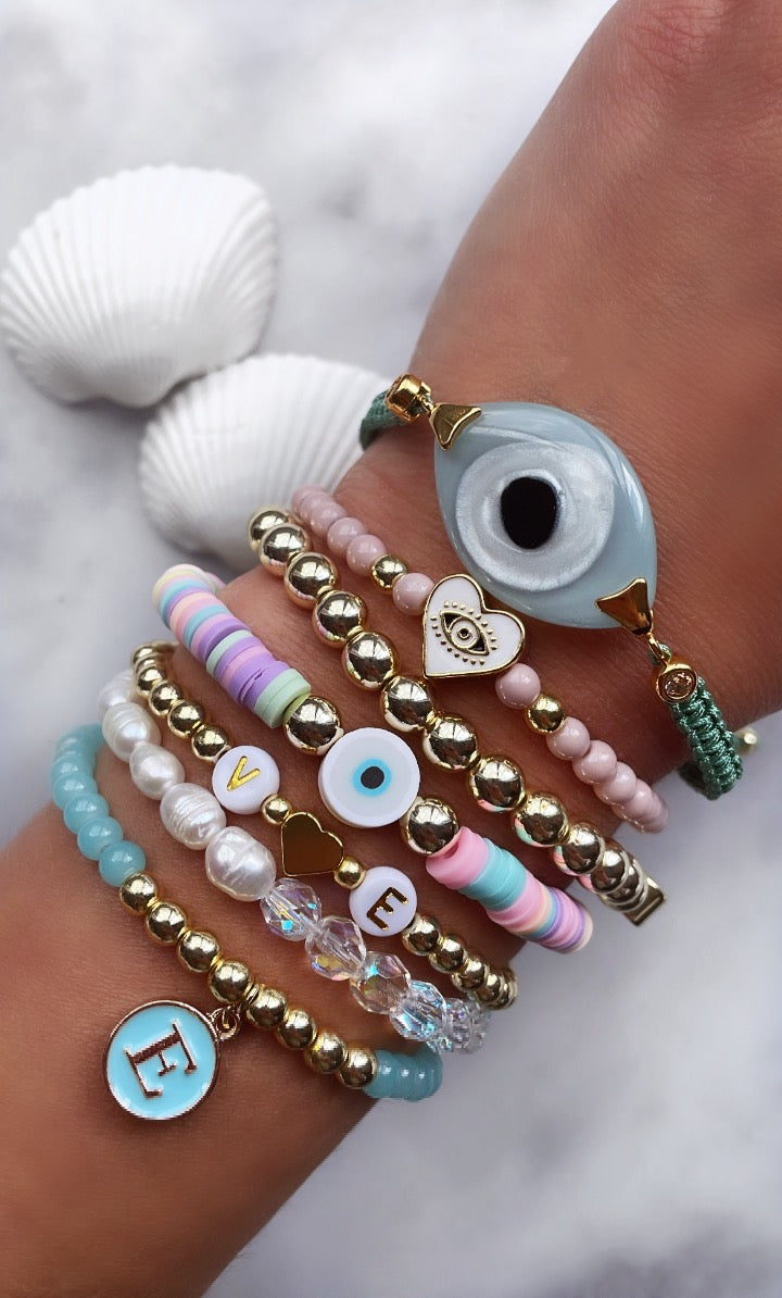 Bracelet à breloques initiale