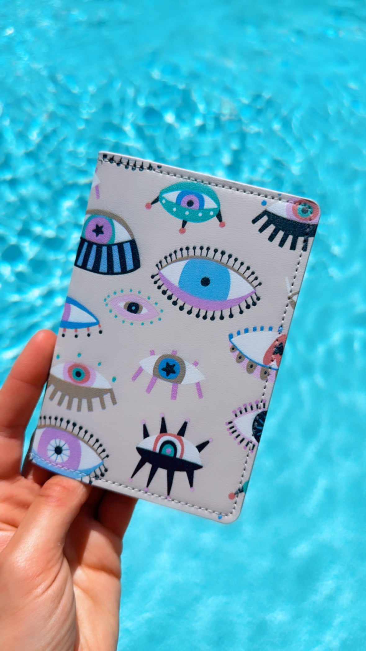 Mati Mati Passport Holder