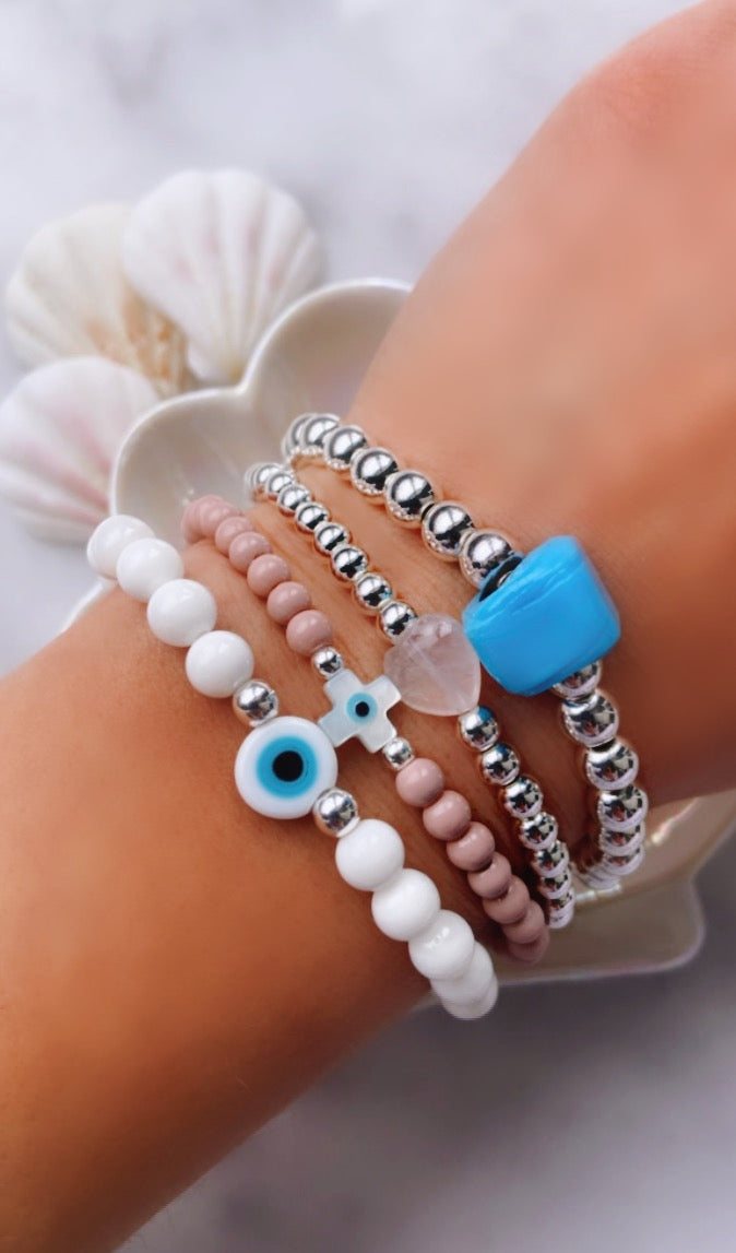 Bracelet coeur en quartz rose