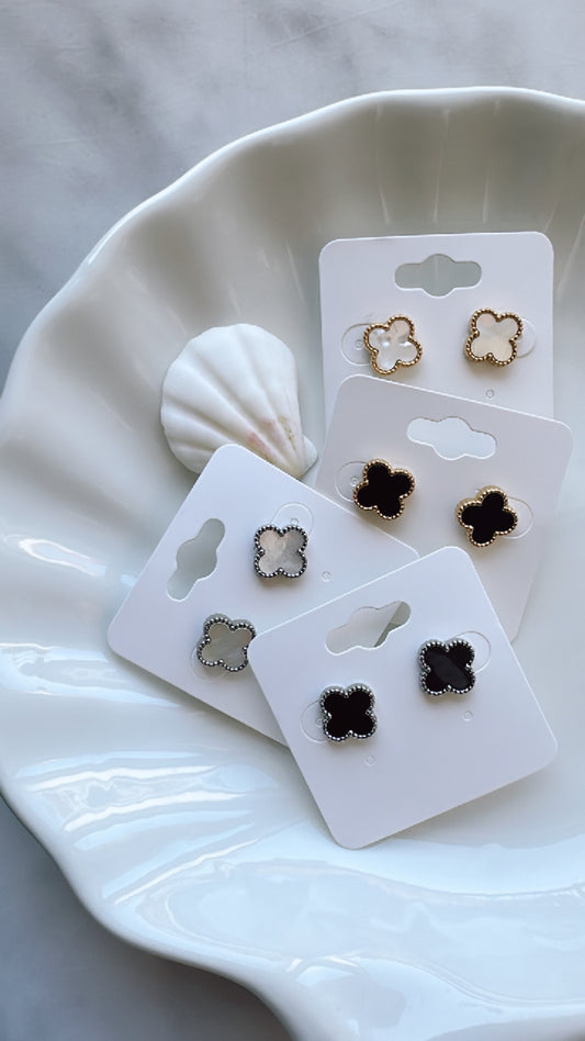 Pearl Clover Stud Earrings