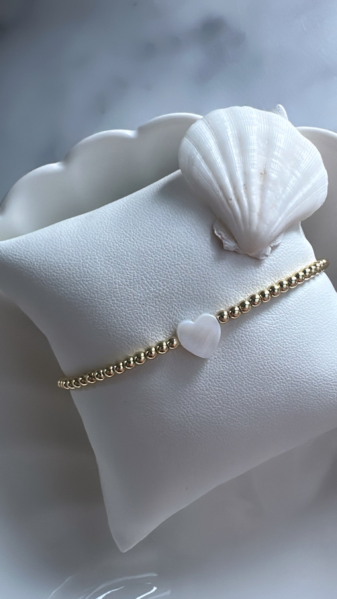 NEW - Cuore Bracelet (Silver/Gold Color)