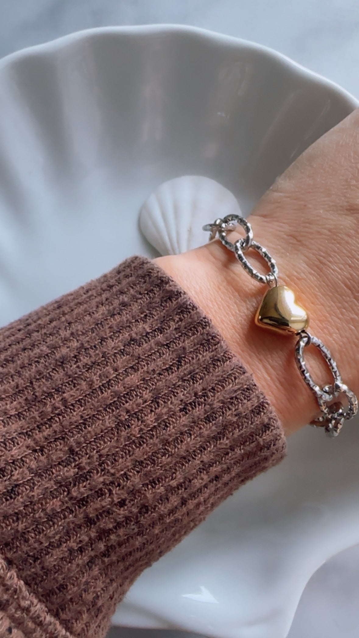 NEW - Heartbeat Chain Bracelet