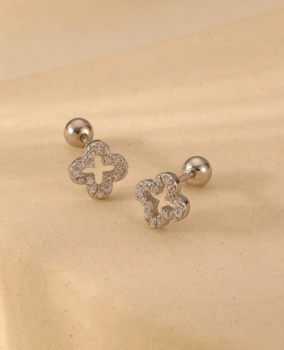 Clover 925 Sterling Silver Stud Earrings (Gold)