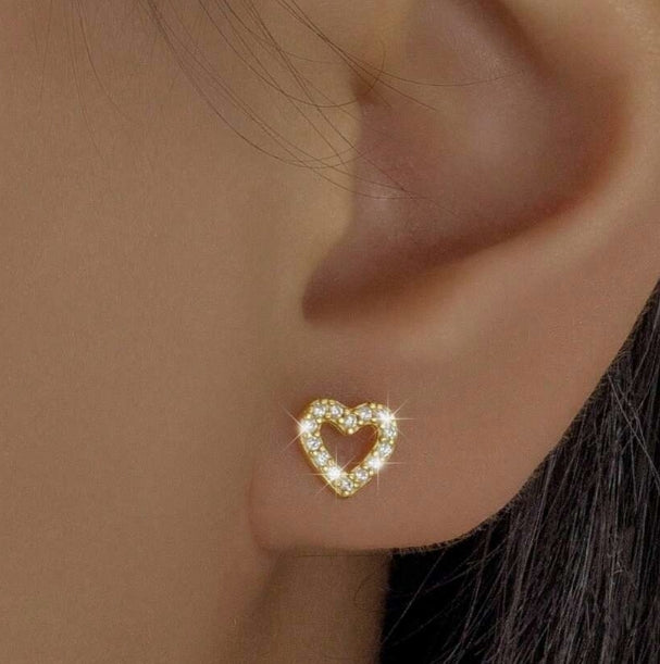 NEW - Heart 925 Sterling Stud Earrings (Gold)