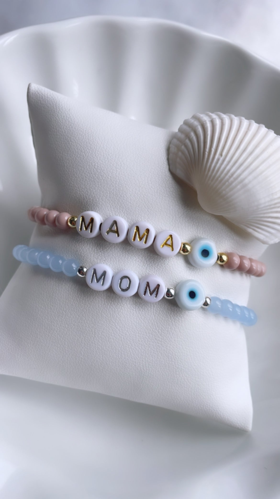 Name Bracelet - Women (4mm Glass Beads)