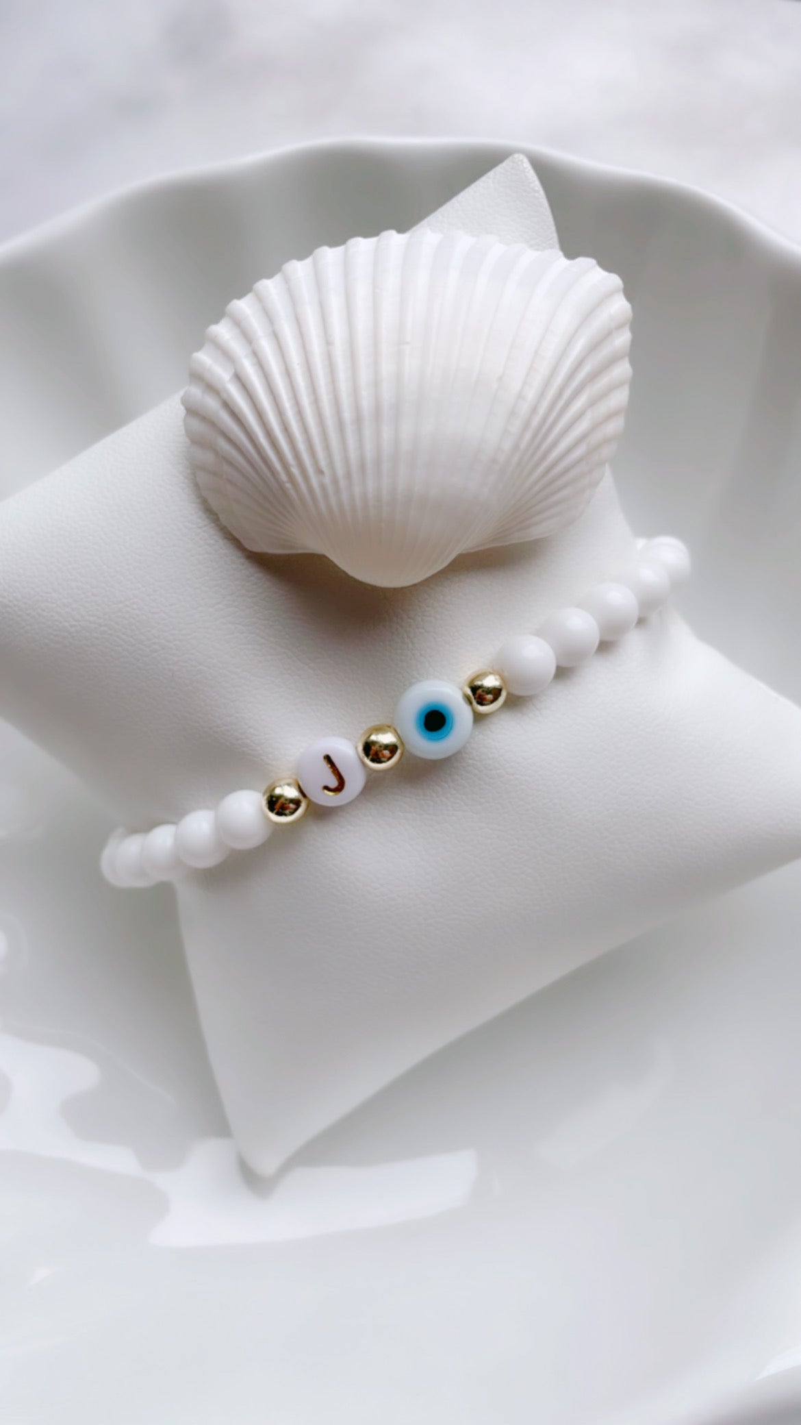 Name Bracelet - Women (6mm Glass Beads)