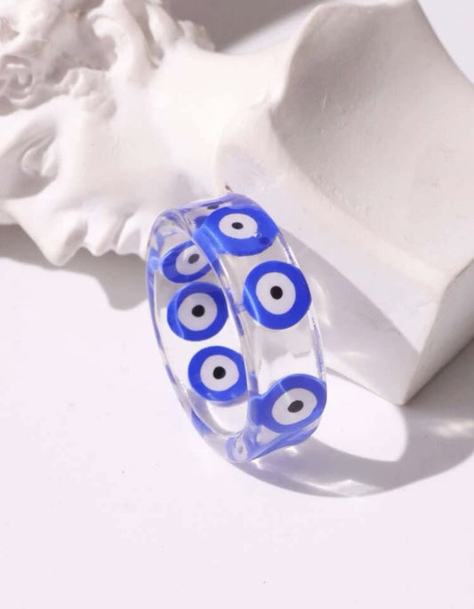 Bague en plastique tendance mauvais œil